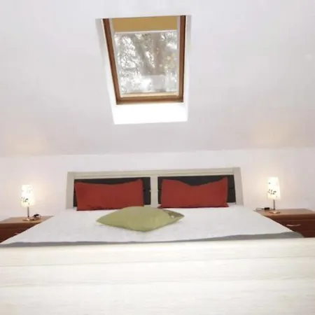 Wohung Mit Balkon Und Garten Nahe Stadtgrenze By Interhome Blankenfelde-Mahlow