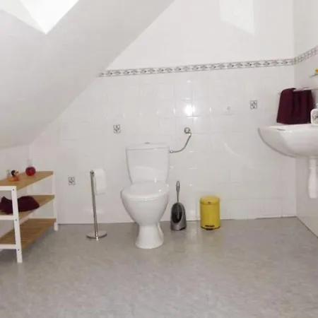 Wohung Mit Balkon Und Garten Nahe Stadtgrenze By Interhome Blankenfelde-Mahlow