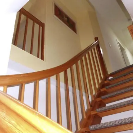 Wohung Mit Balkon Und Garten Nahe Stadtgrenze By Interhome Апартаменты Малов