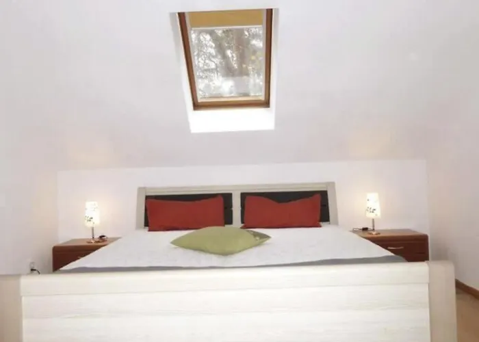 Wohung Mit Balkon Und Garten Nahe Stadtgrenze By Interhome Blankenfelde-Mahlow