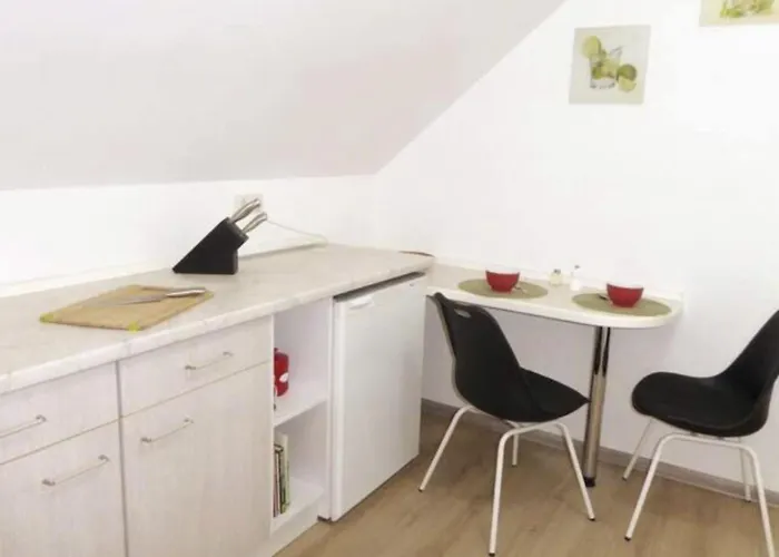 Apartment Wohung Mit Balkon Und Garten Nahe Stadtgrenze By Interhome Blankenfelde-Mahlow