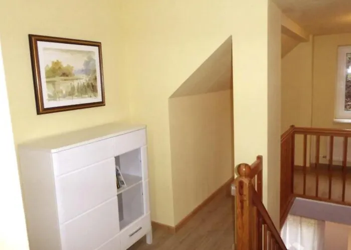 Wohung Mit Balkon Und Garten Nahe Stadtgrenze By Interhome Blankenfelde-Mahlow