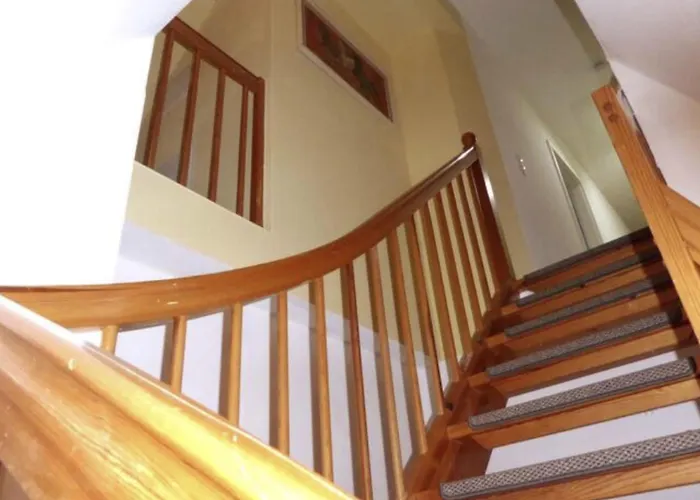 Wohung Mit Balkon Und Garten Nahe Stadtgrenze By Interhome Apartment Blankenfelde-Mahlow