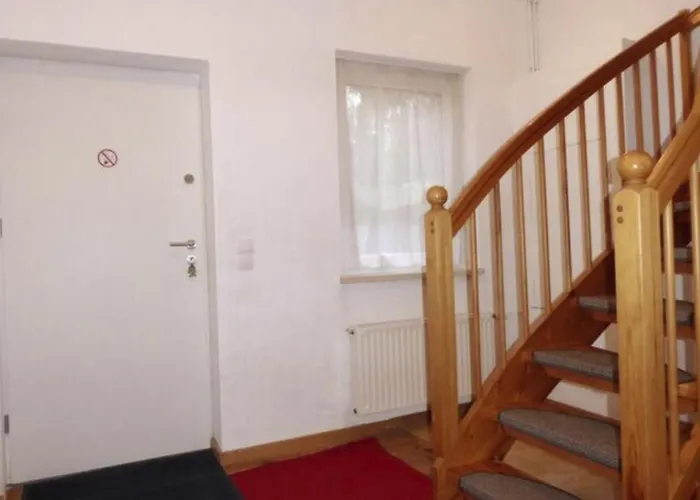 Wohung Mit Balkon Und Garten Nahe Stadtgrenze By Interhome